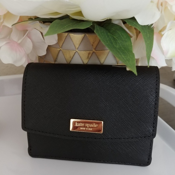kate spade Handbags - ⚡SALE⚡NWT Kate Spade Laurel Way Card/Wallet
